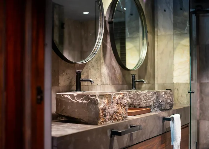 Luxury 4 Bedroom In Aldea Zama Near And Downtown With Private Pool Jacuzzi And Sauna