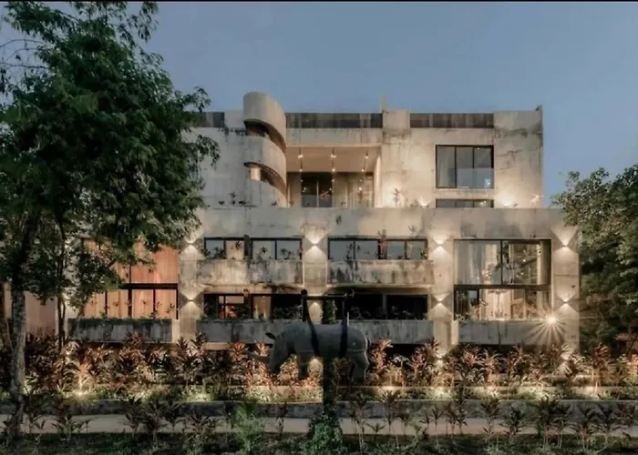Luxury 4 Bedroom In Aldea Zama Near And Downtown With Private Pool Jacuzzi And Sauna Villa *